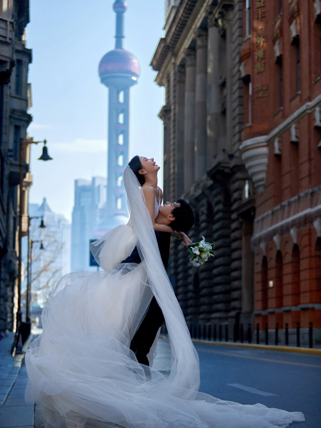 上海外灘婚紗照趕快約起來(lái)哦