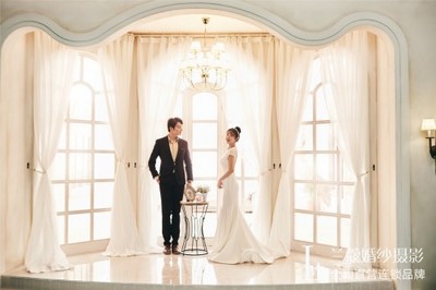 上海婚紗照拍攝價格如何拍出顯瘦的婚紗照呢?上?；榧喺张臄z價格